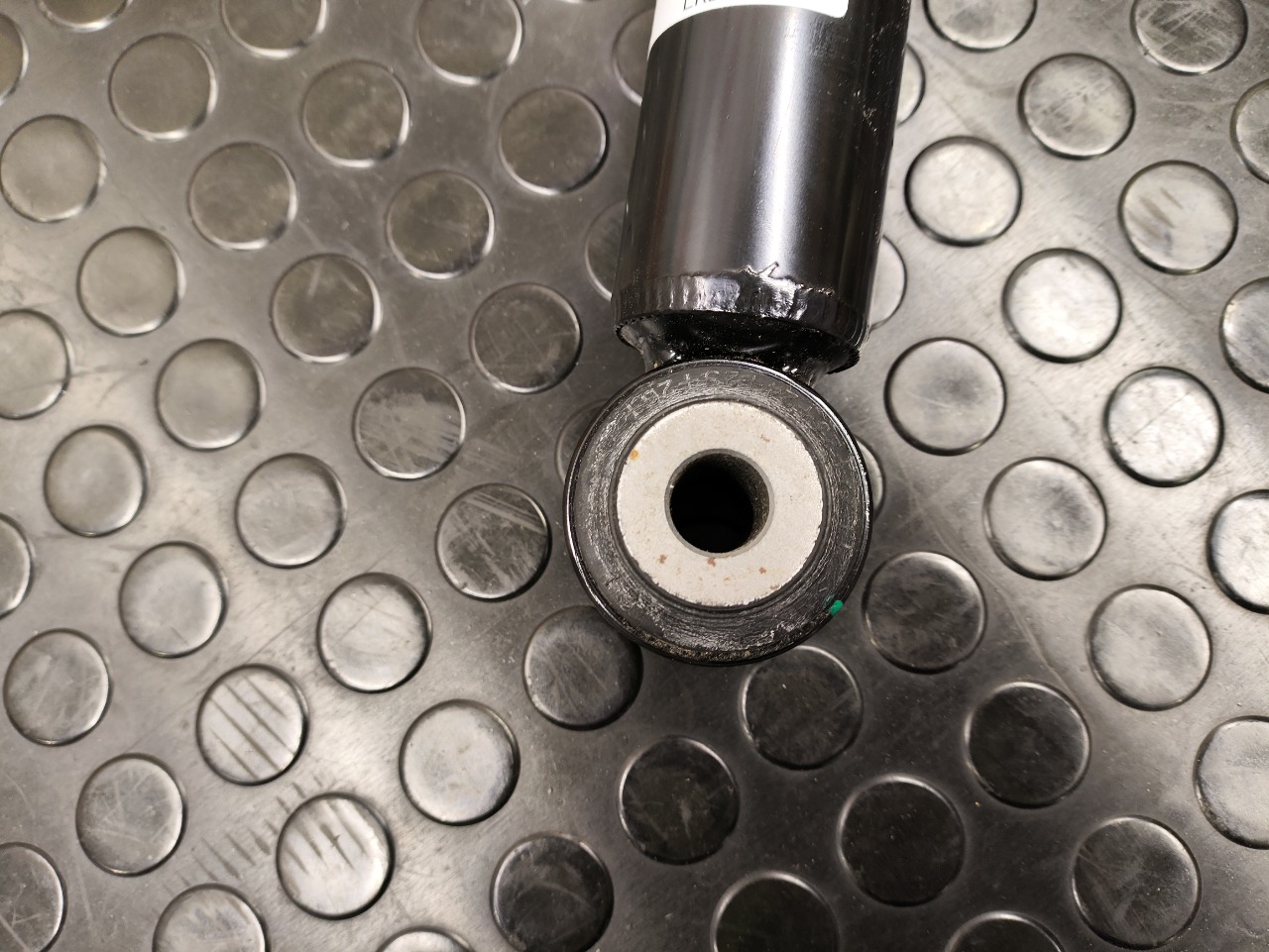 Амортизатор, 8000 рублей, Красноярск