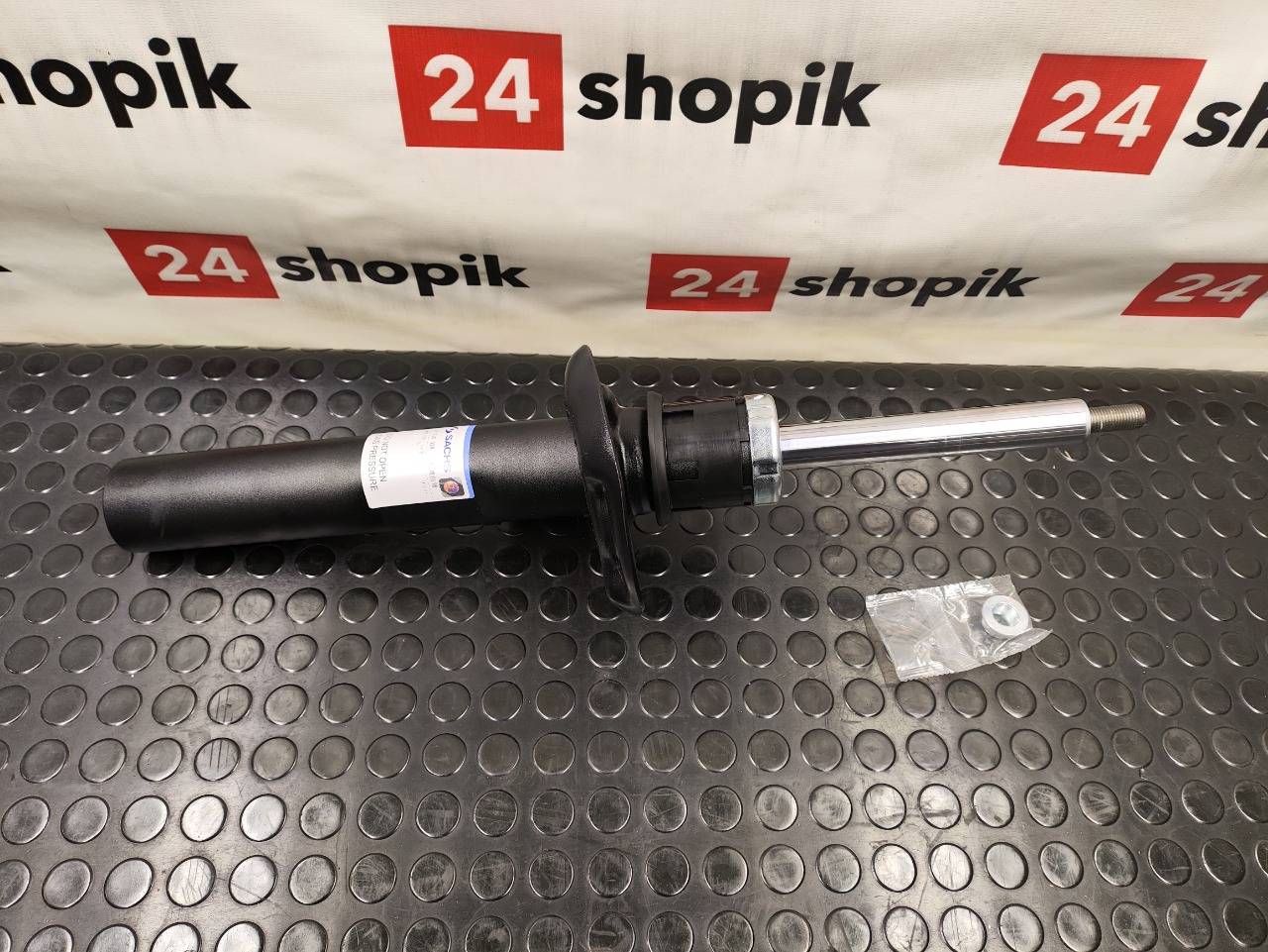 Амортизатор, 10800 рублей, Красноярск