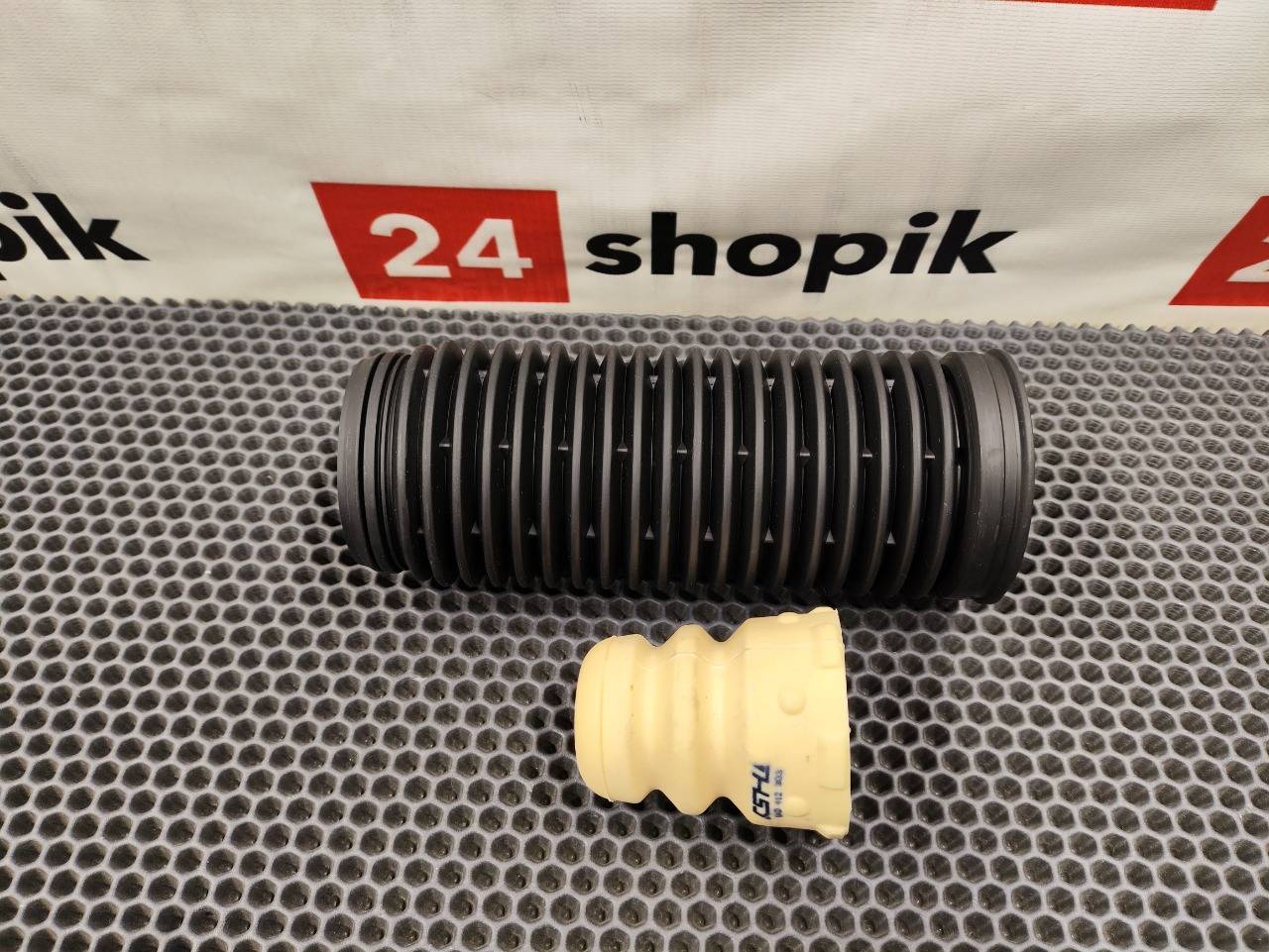 Пыльник амортизатора, 900 рублей, Красноярск