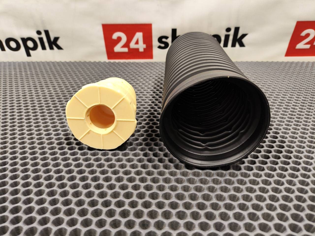 Пыльник амортизатора, 900 рублей, Красноярск