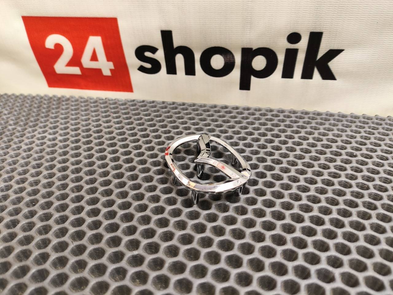 Эмблема на руль, 1000 рублей, Красноярск