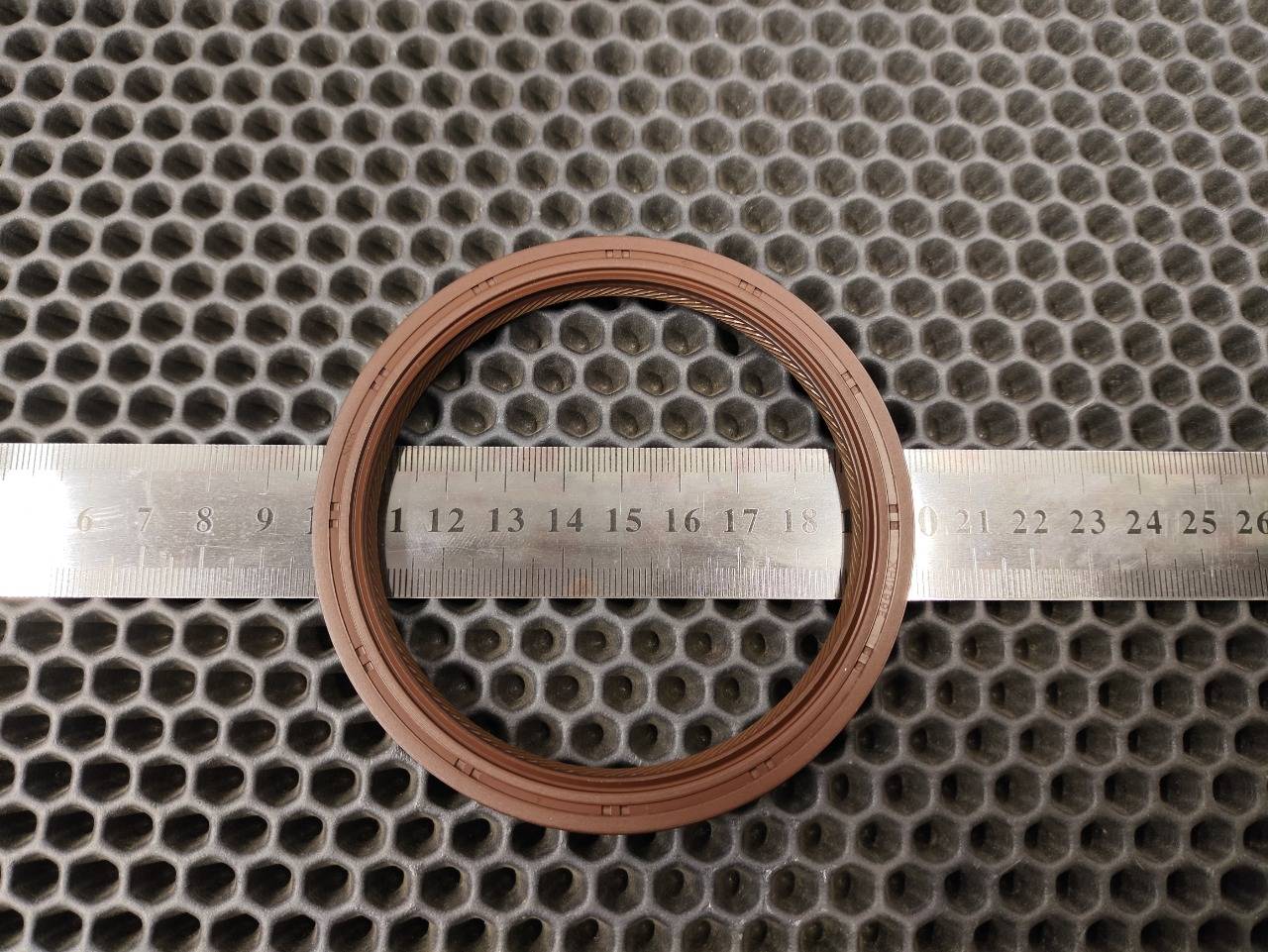 Сальник коленвала, 3200 рублей, Красноярск