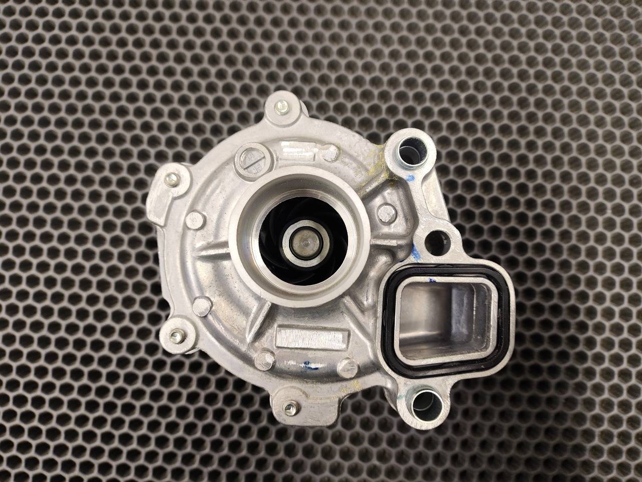 Насос системы охлаждения, 4800 рублей, Красноярск