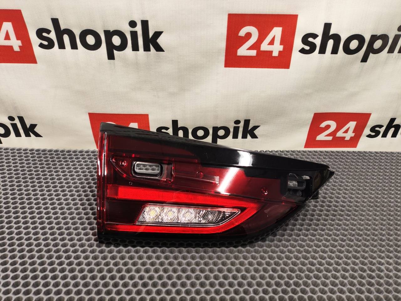 Фонарь заднего хода, 9900 рублей, Красноярск