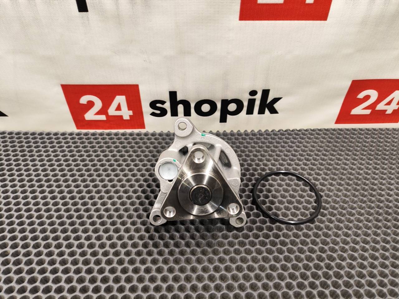 Насос системы охлаждения, 3600 рублей, Красноярск