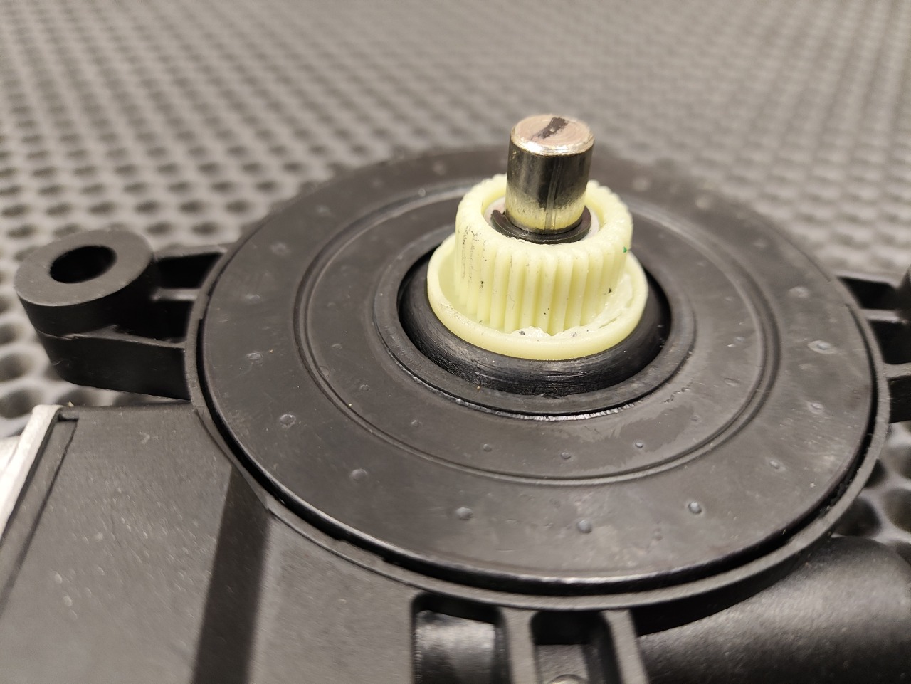 Мотор стеклоподъемника, 3500 рублей, Красноярск