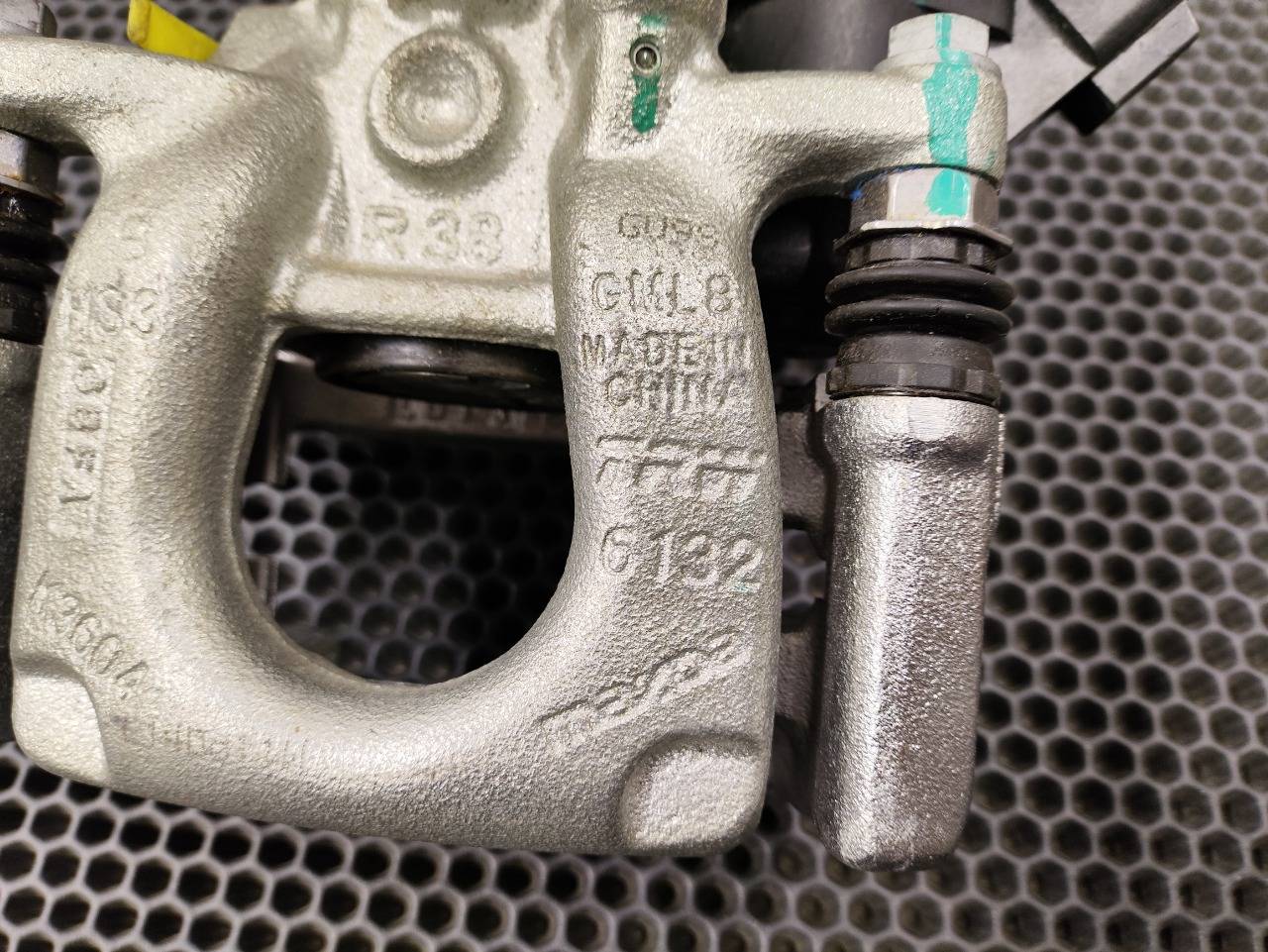 Суппорт тормозной, 17600 рублей, Красноярск