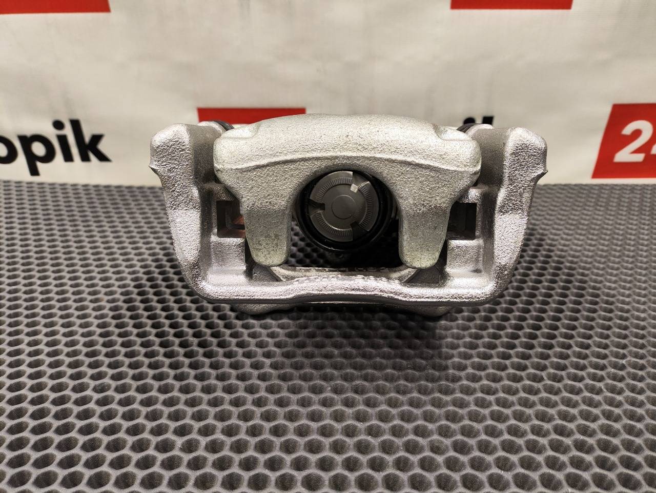 Суппорт тормозной, 17600 рублей, Красноярск