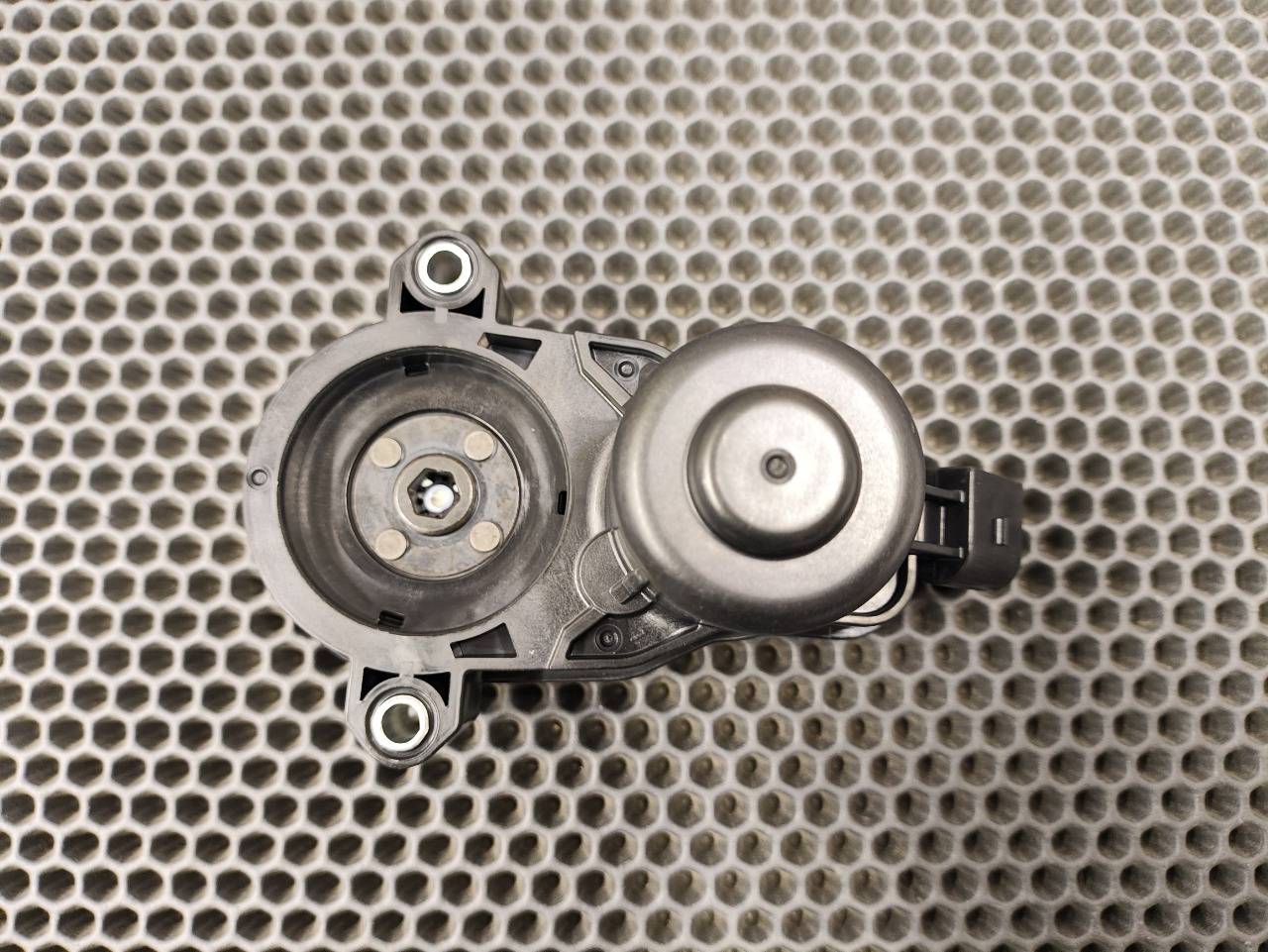 Мотор стояночного тормоза, 14900 рублей, Красноярск