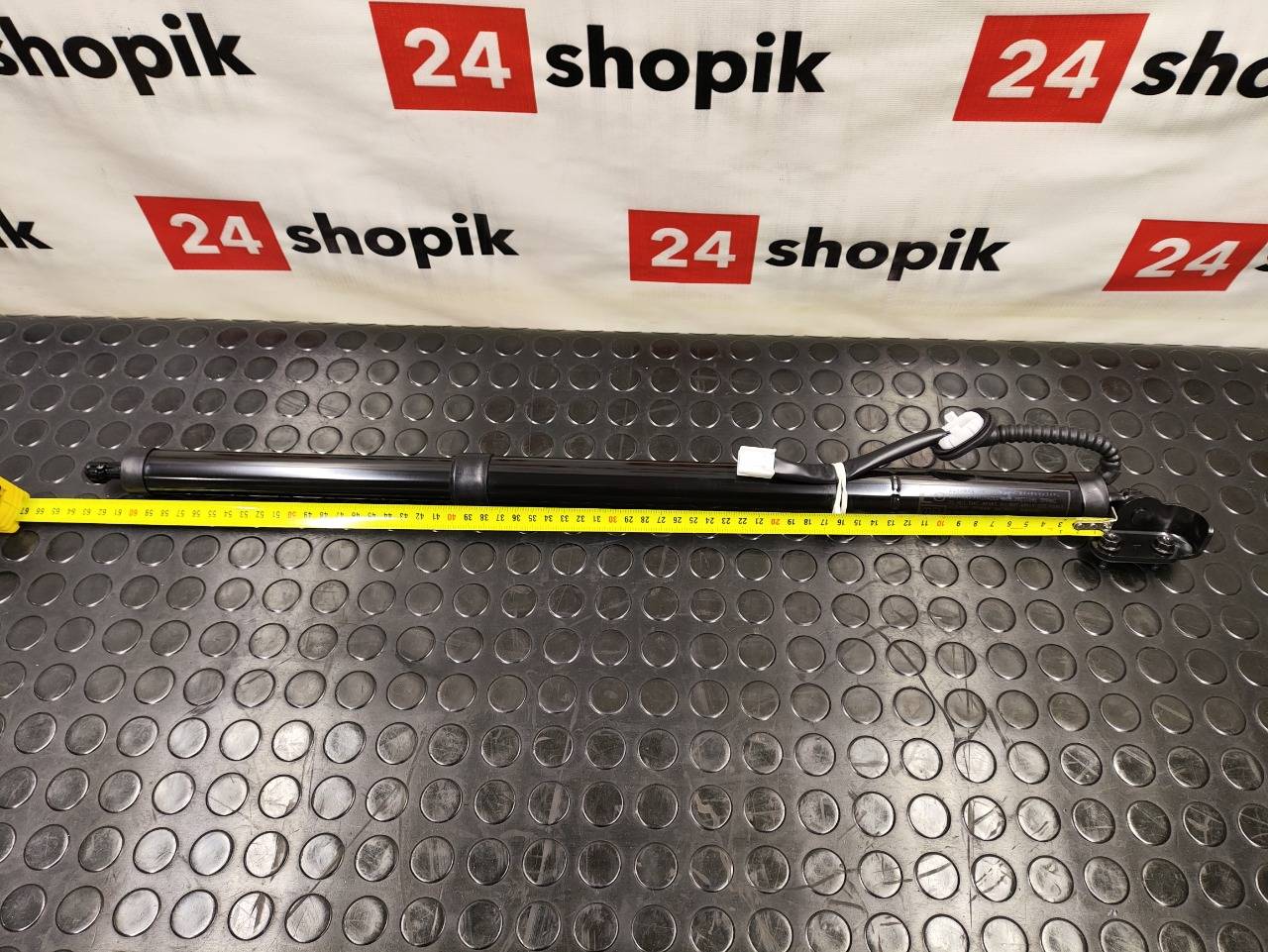 Амортизатор крышки багажника, 33000 рублей, Красноярск