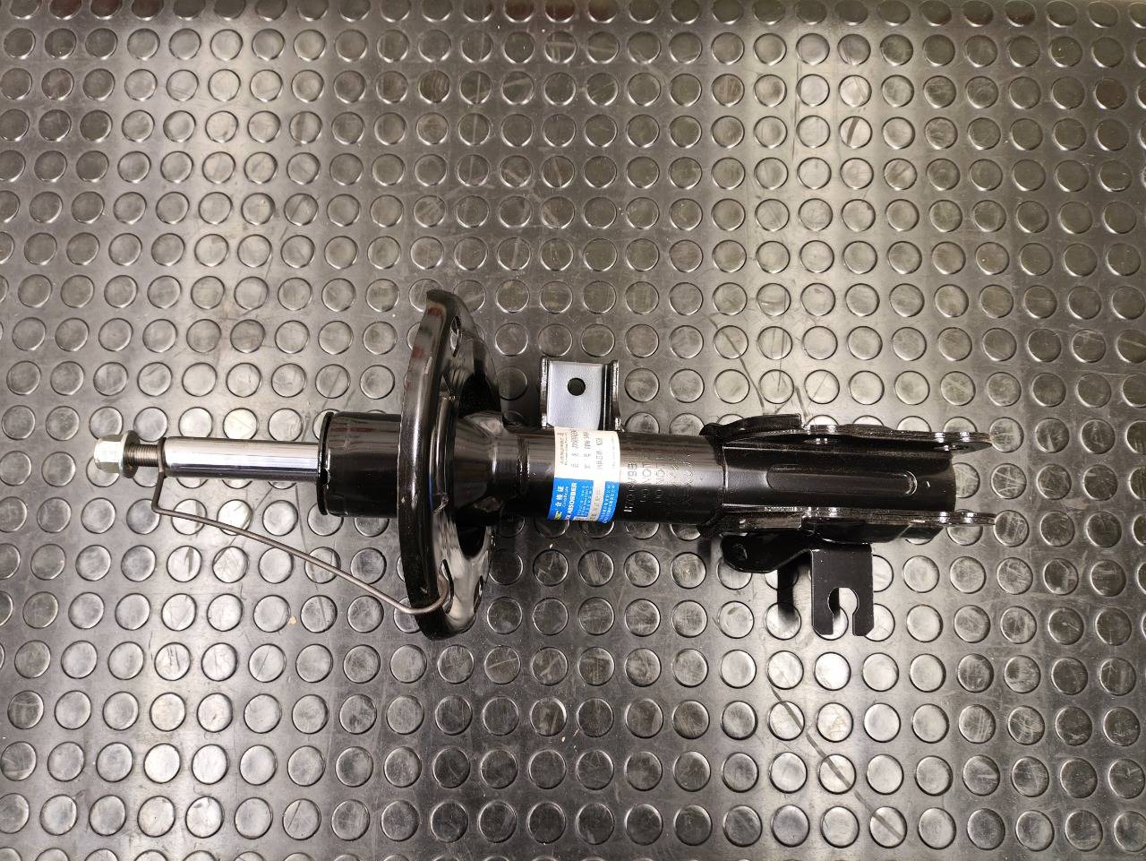 Амортизатор, 11000 рублей, Красноярск