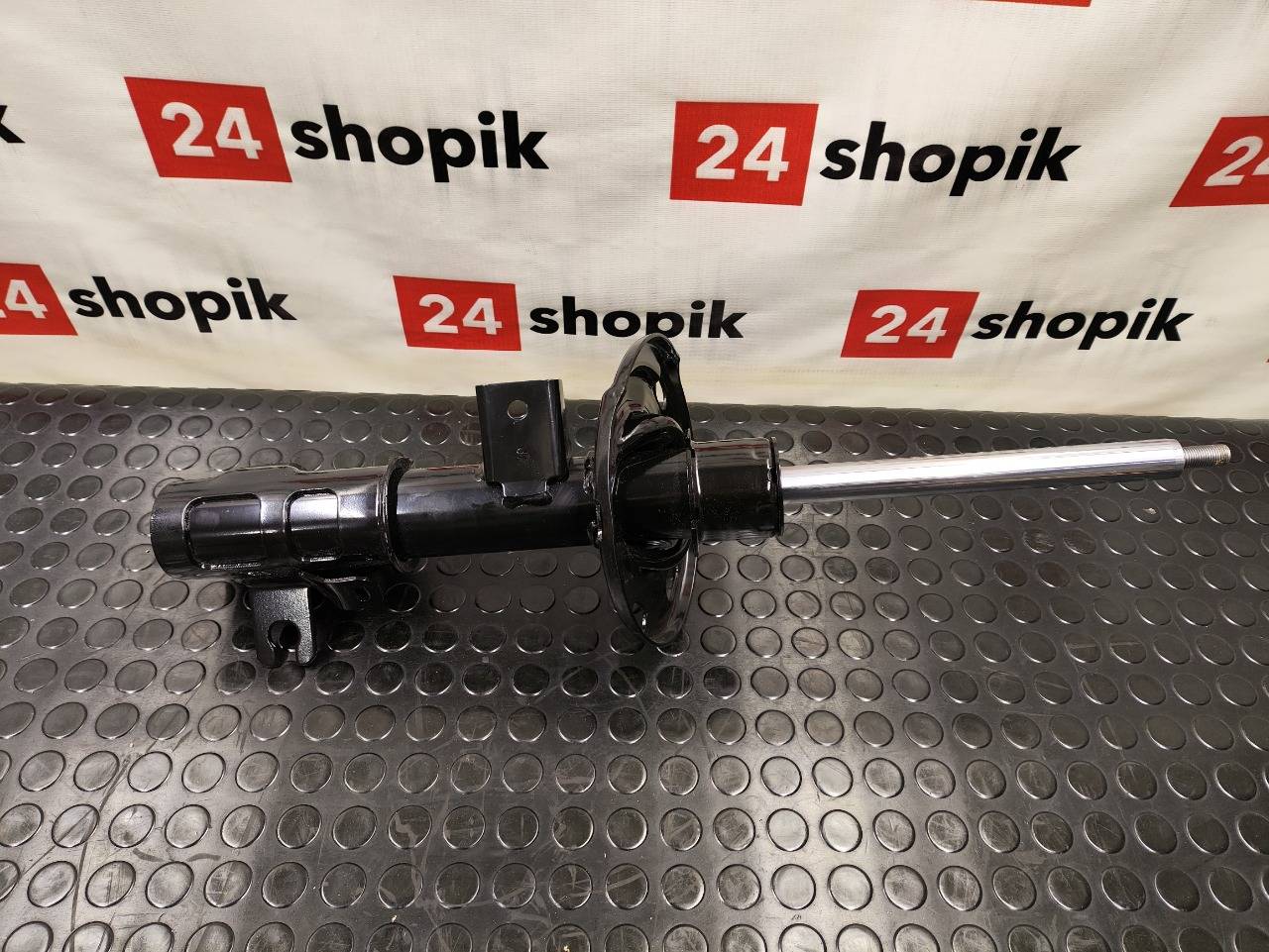 Амортизатор, 11000 рублей, Красноярск