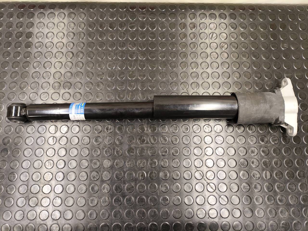 Амортизатор, 9200 рублей, Красноярск