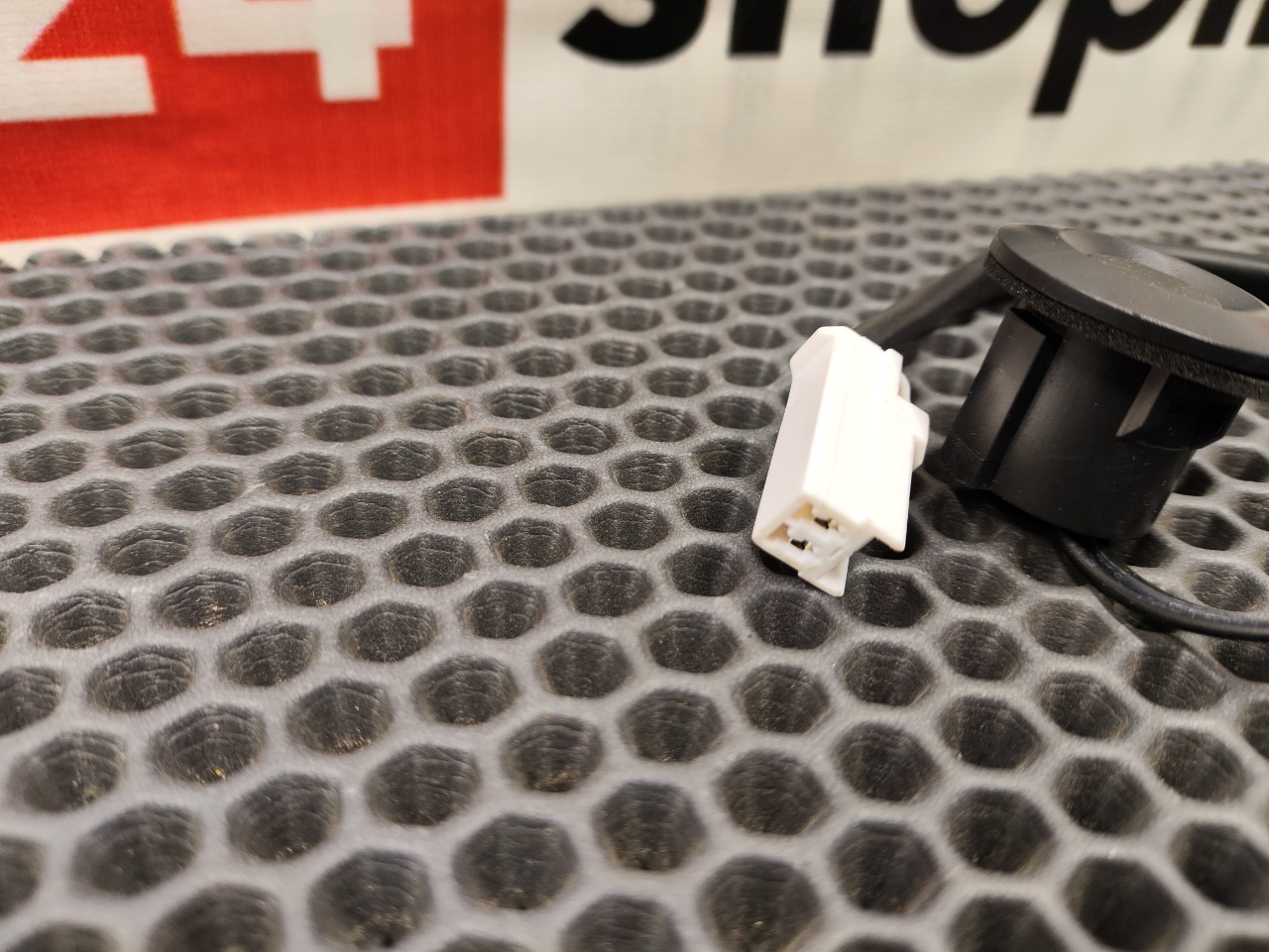 Кнопка открывания багажника, 2100 рублей, Красноярск