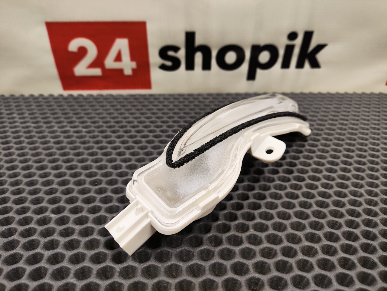 Повторитель поворота, 3300 рублей, Красноярск