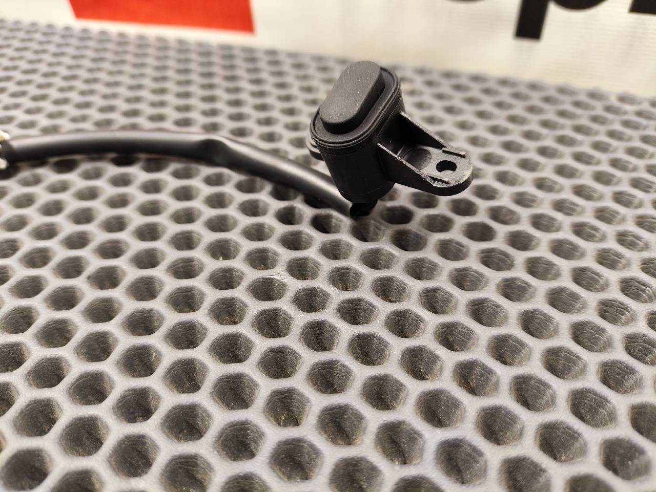 Кнопка открывания багажника, 2500 рублей, Красноярск