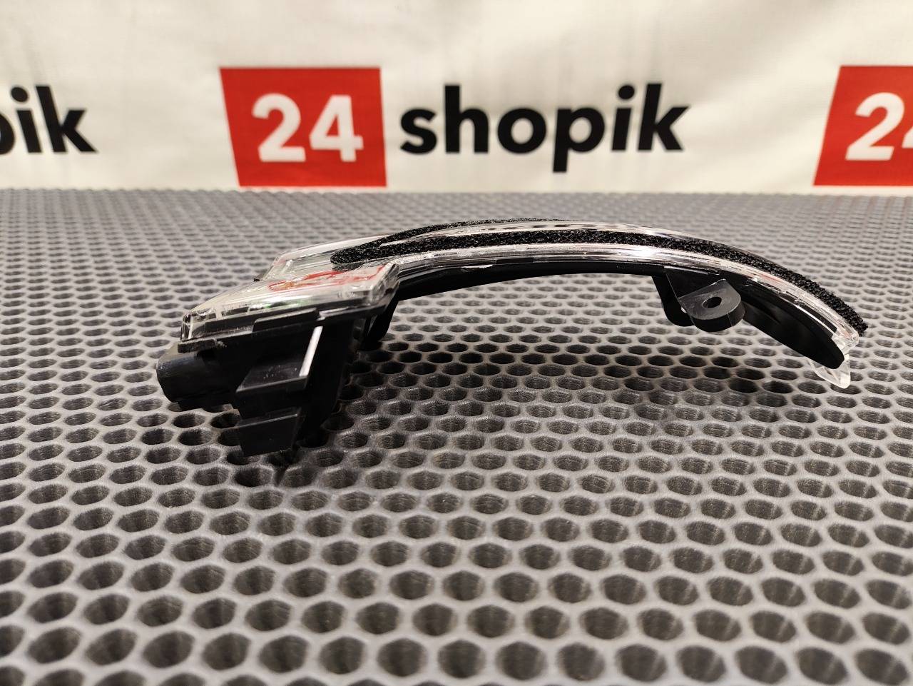 Повторитель поворота, 3300 рублей, Красноярск