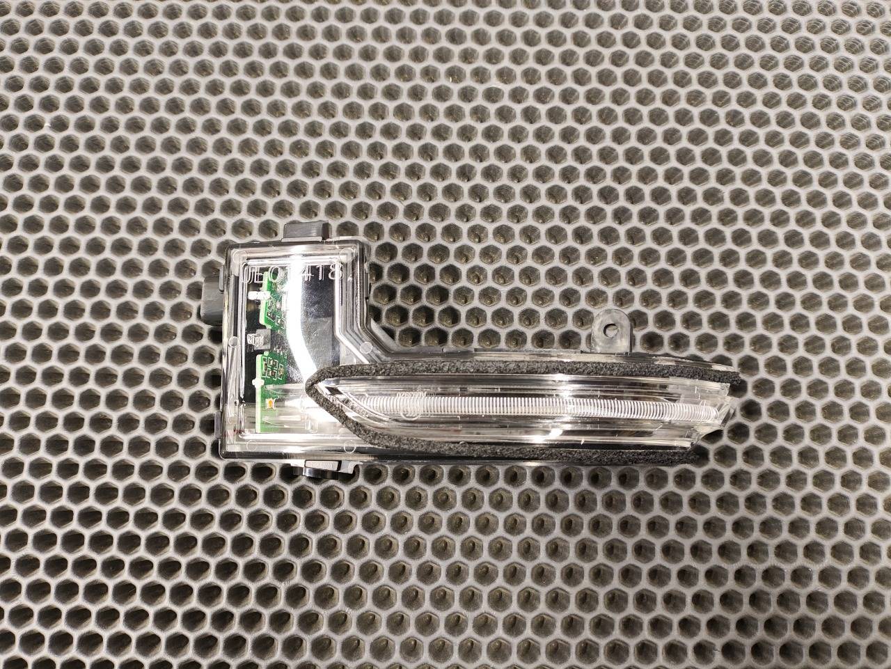 Повторитель поворота, 3300 рублей, Красноярск