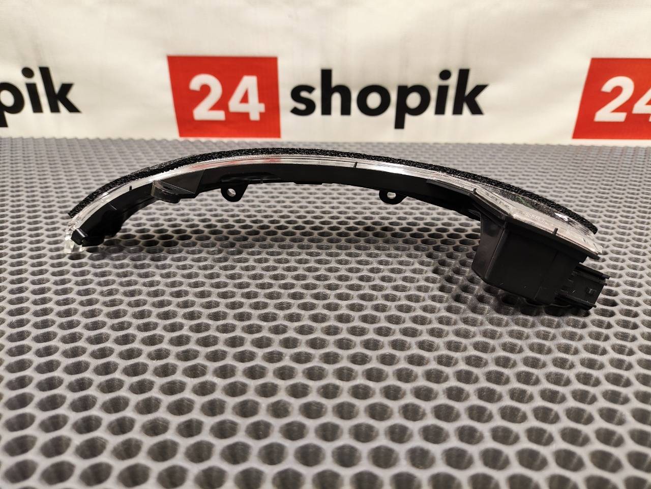 Повторитель поворота, 3300 рублей, Красноярск