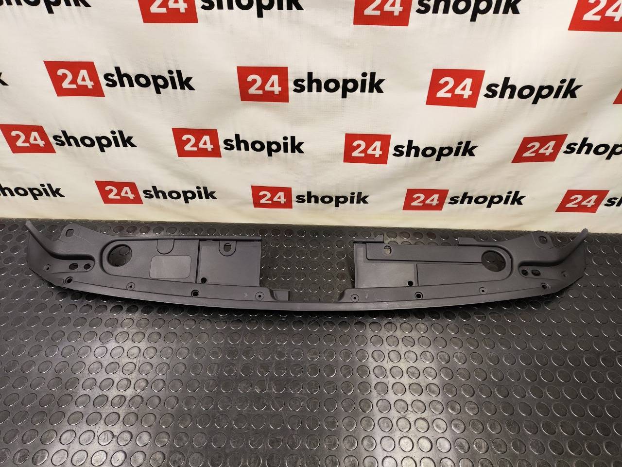 Кронштейн решетки радиатора, 3700 рублей, Красноярск