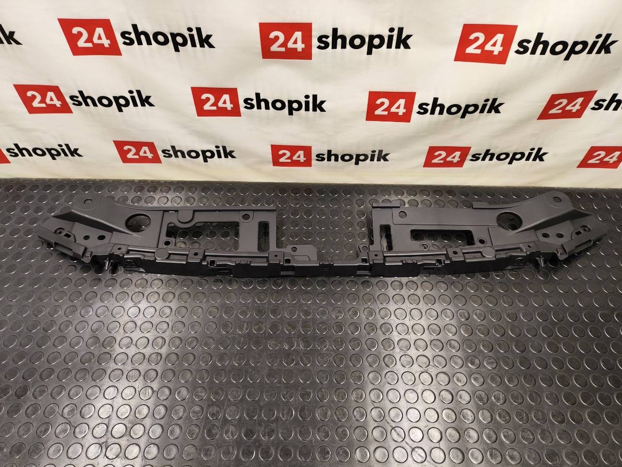 Кронштейн решетки радиатора, 3700 рублей, Красноярск