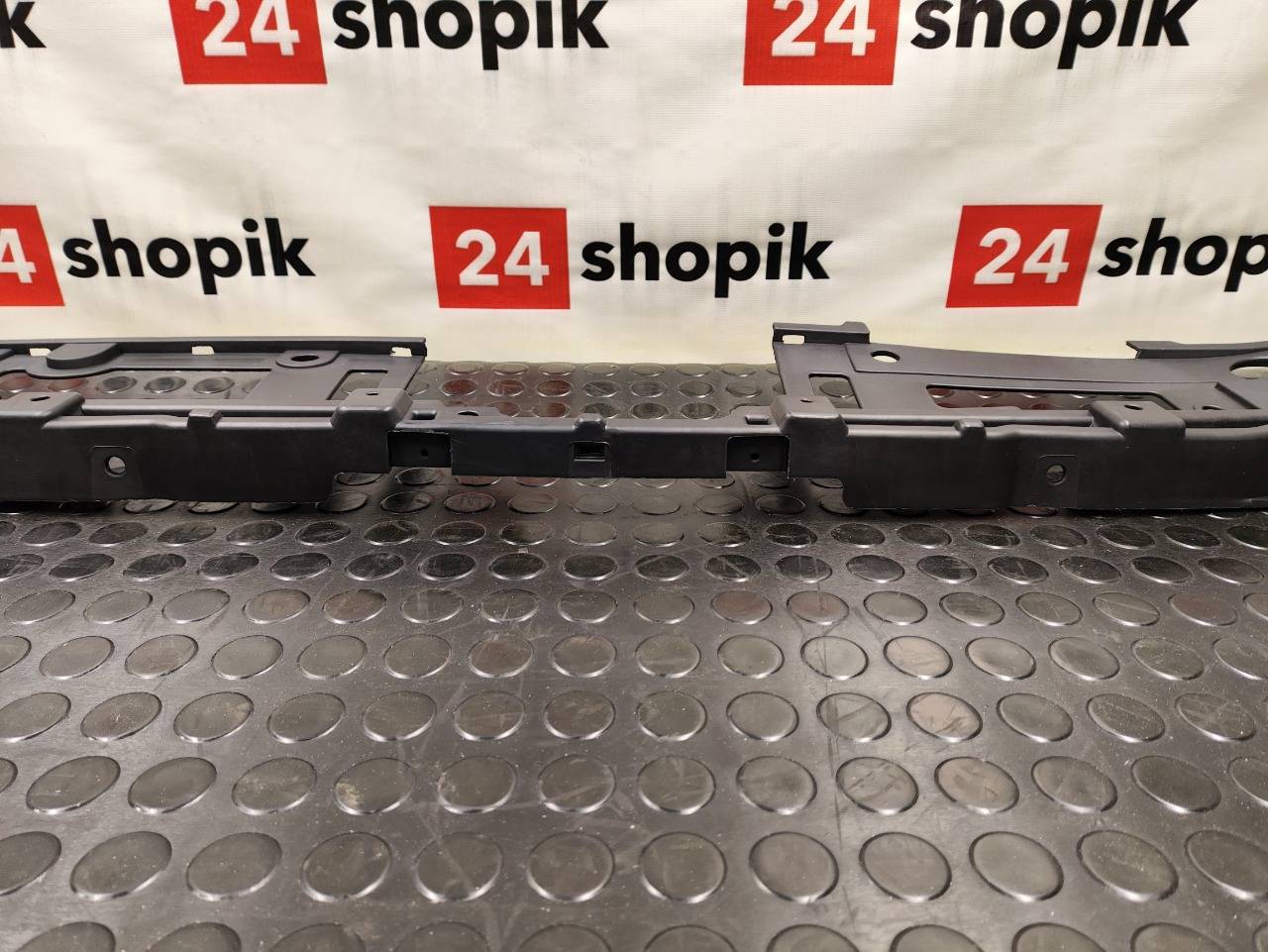 Кронштейн решетки радиатора, 3700 рублей, Красноярск