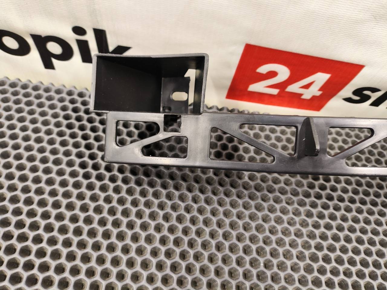 кронштейн бампера, 1100 рублей, Красноярск