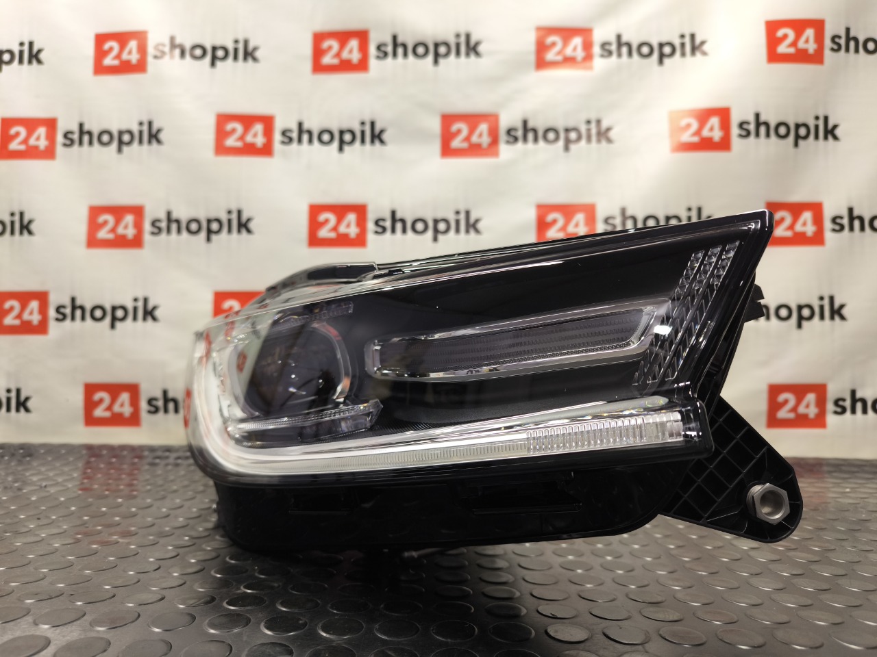 Фара, 43500 рублей, Красноярск