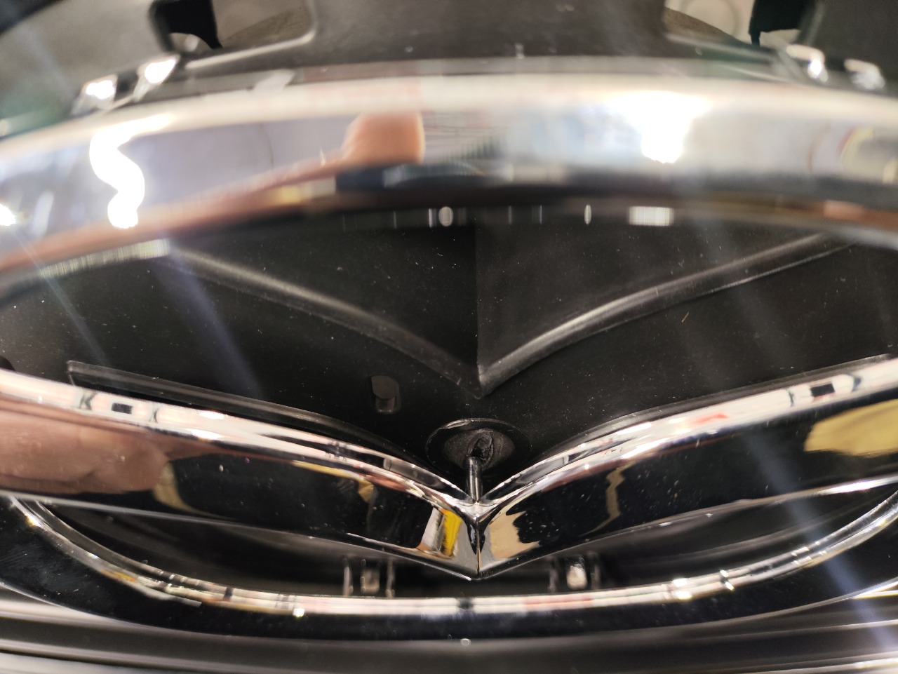 Эмблема решетки радиатора, 1600 рублей, Красноярск