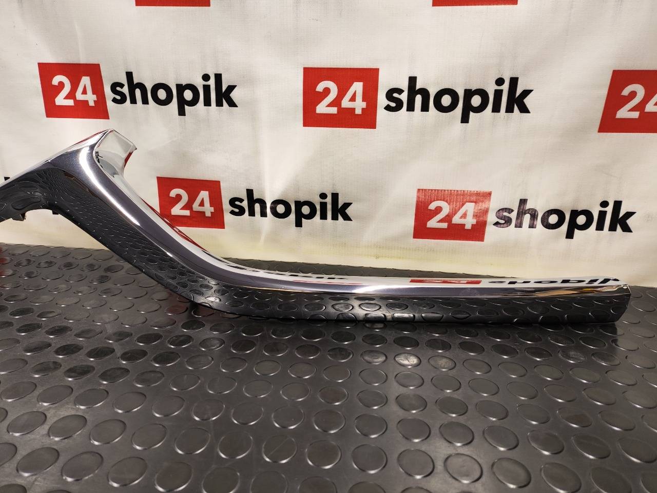 Молдинг решетки радиатора, 4100 рублей, Красноярск