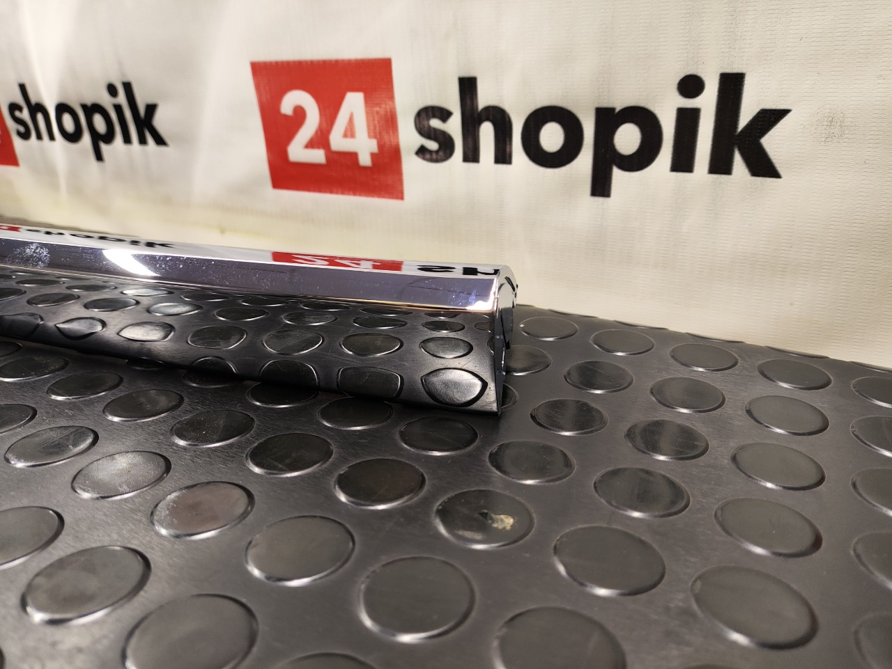 Молдинг решетки радиатора, 4100 рублей, Красноярск