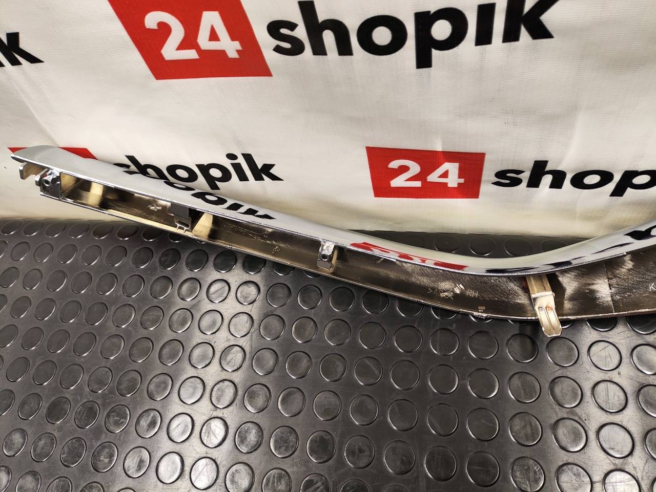 Молдинг решетки радиатора, 4100 рублей, Красноярск