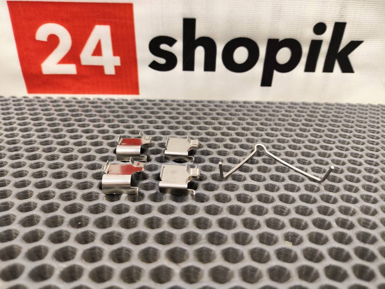 Монтажный комплект колодок, 700 рублей, Красноярск