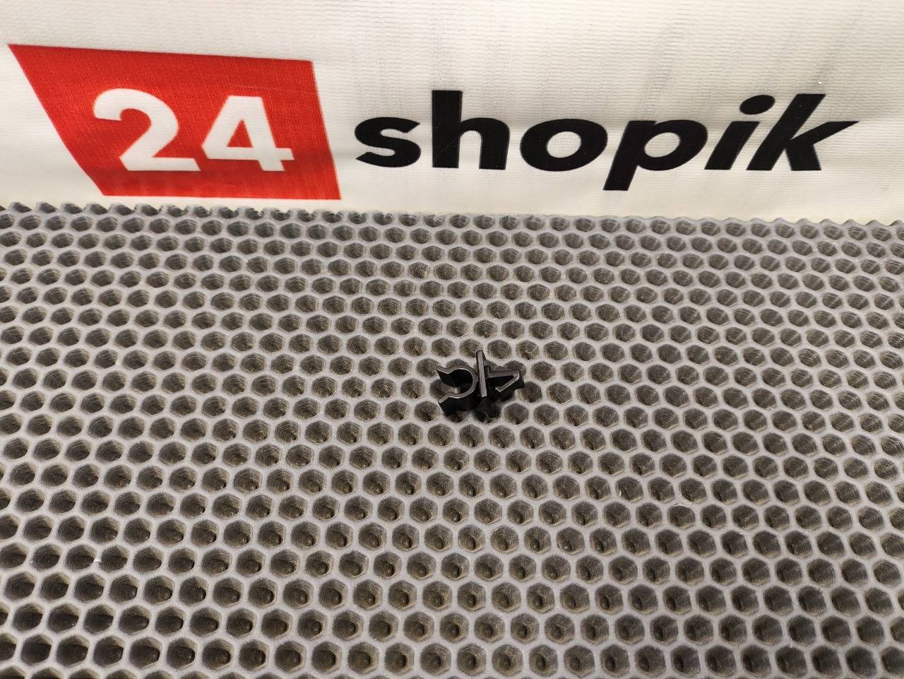 Клипса Крепления Стойки Капота, 300 рублей, Красноярск