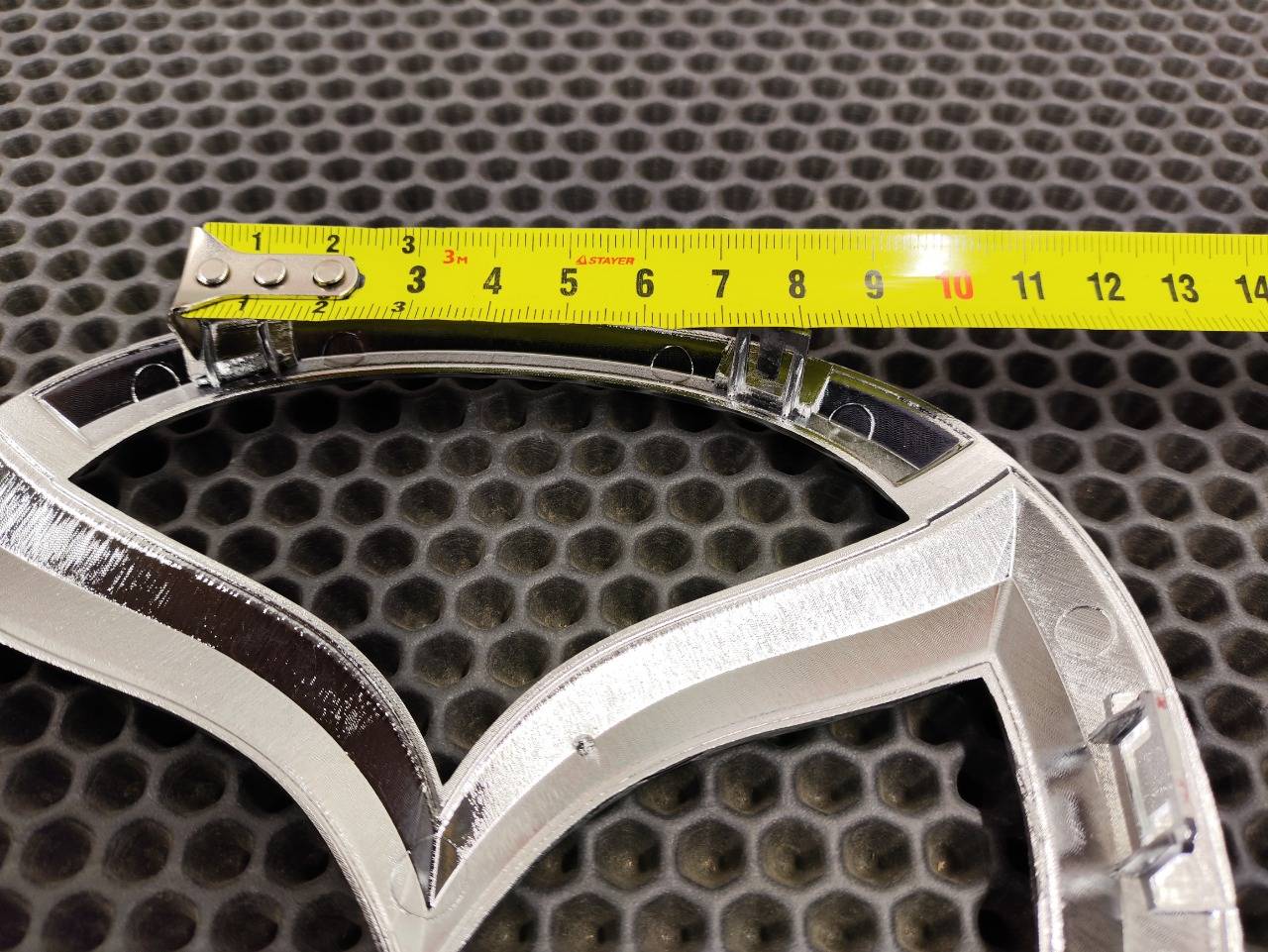 Эмблема решетки радиатора, 1600 рублей, Красноярск