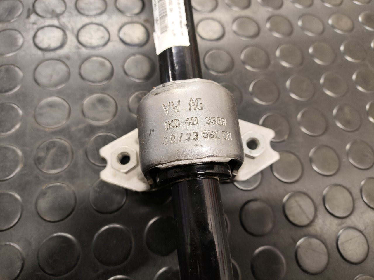 Стабилизатор поперечной устойчивости, 16500 рублей, Красноярск