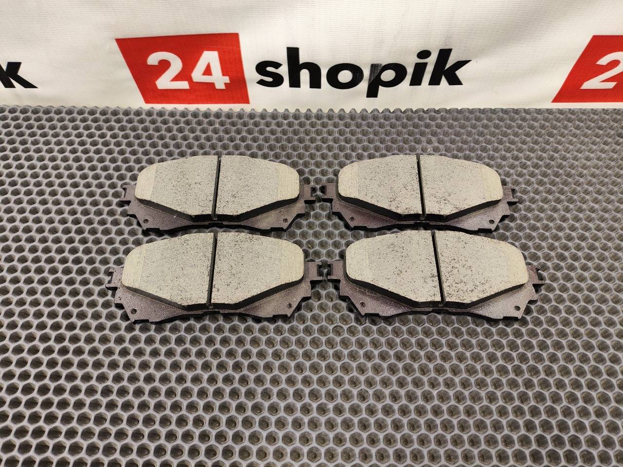 Тормозные колодки, 4300 рублей, Красноярск