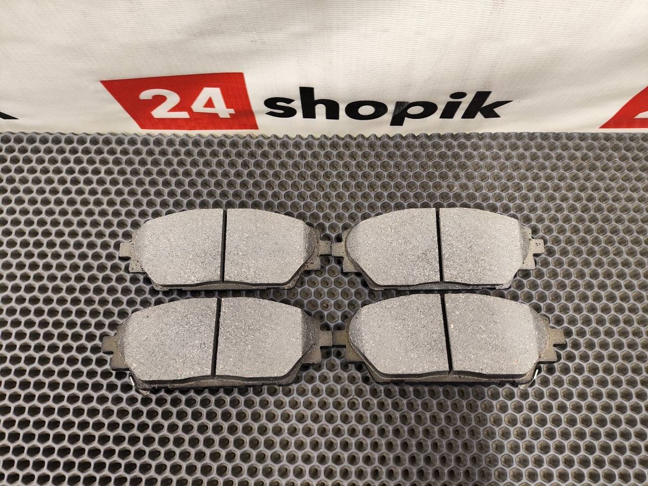 Тормозные колодки, 3700 рублей, Красноярск