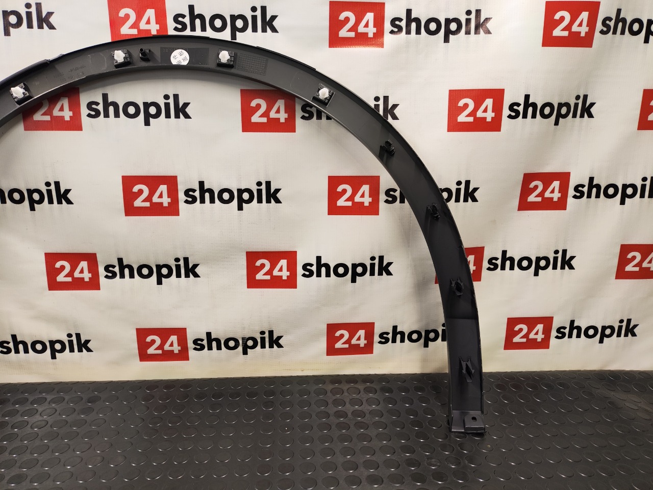 Накладка крыла, 6600 рублей, Красноярск