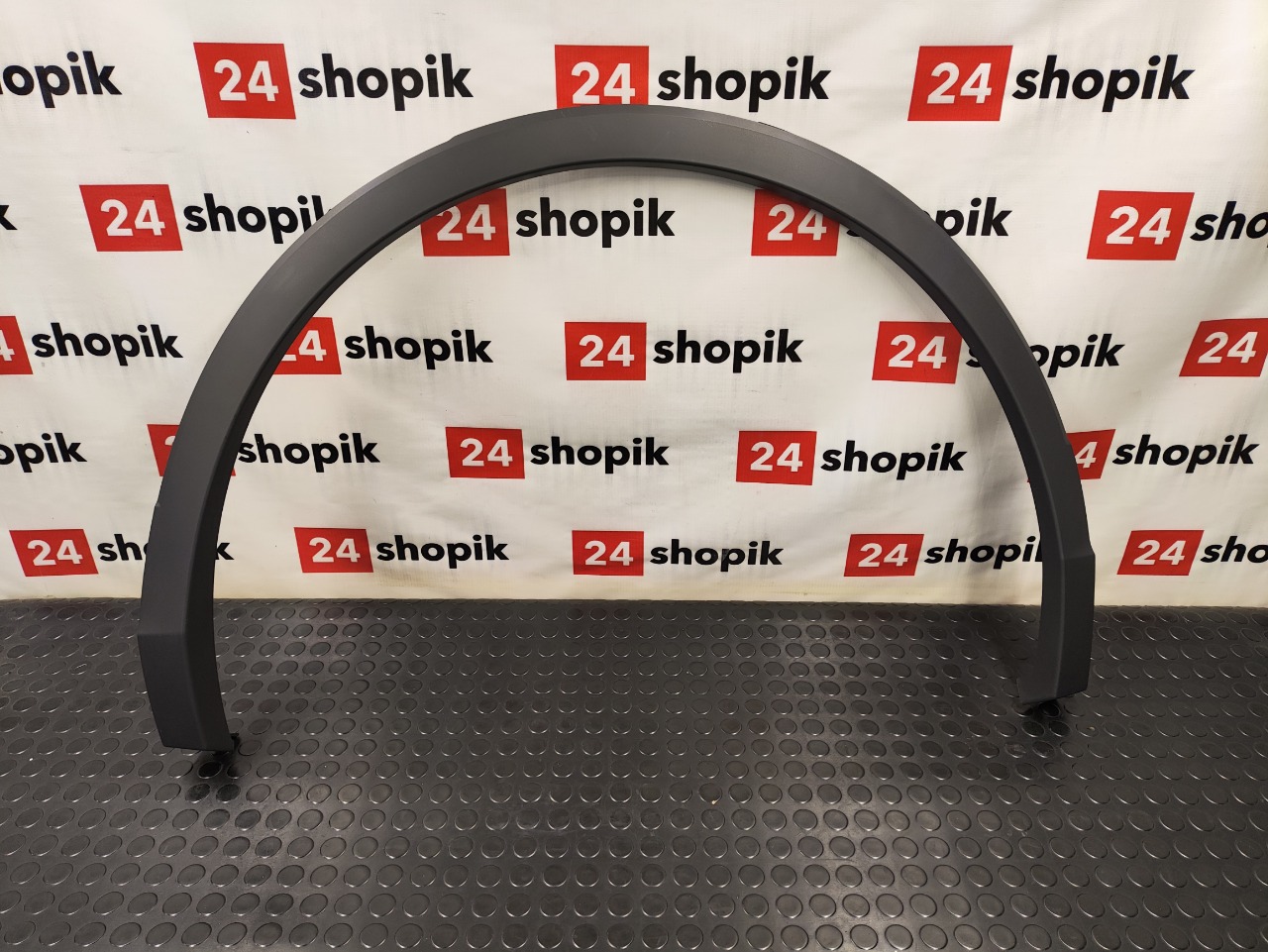 Накладка крыла, 6600 рублей, Красноярск