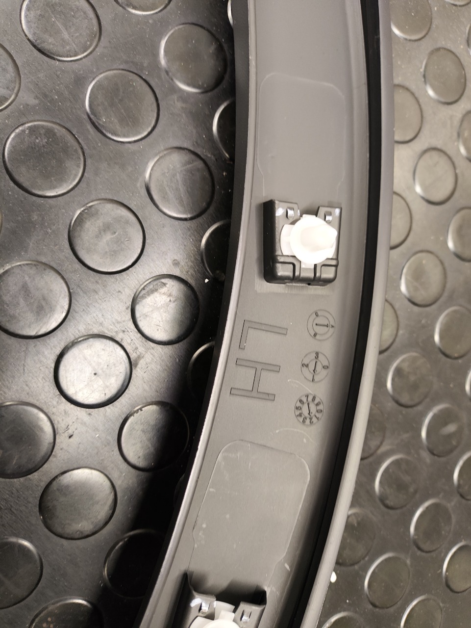 Накладка крыла, 6600 рублей, Красноярск