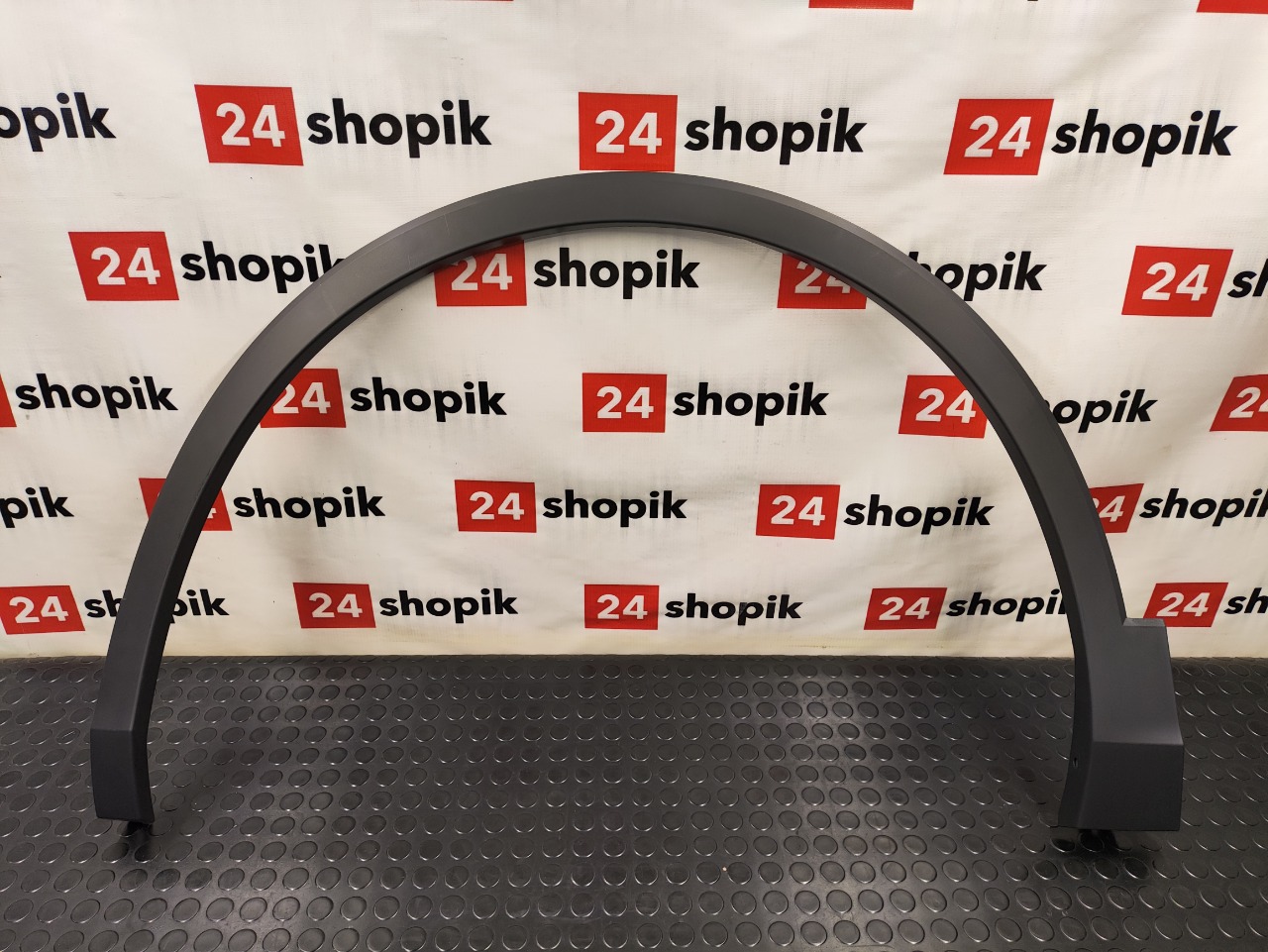 Накладка крыла, 6600 рублей, Красноярск