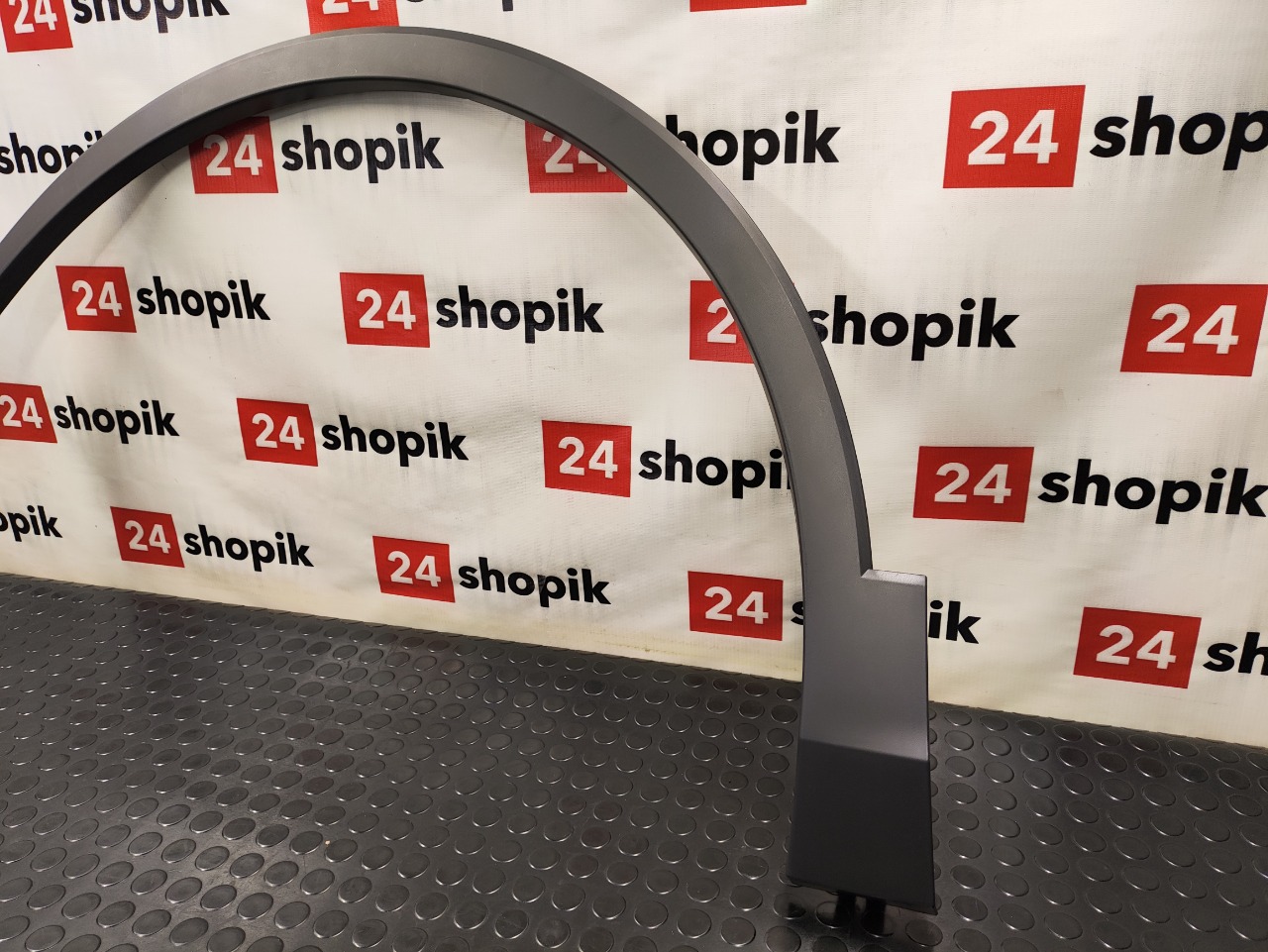 Накладка крыла, 6600 рублей, Красноярск