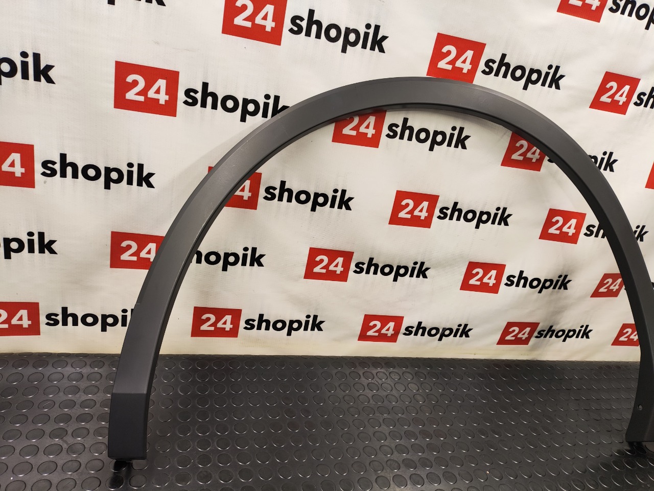 Накладка крыла, 6600 рублей, Красноярск