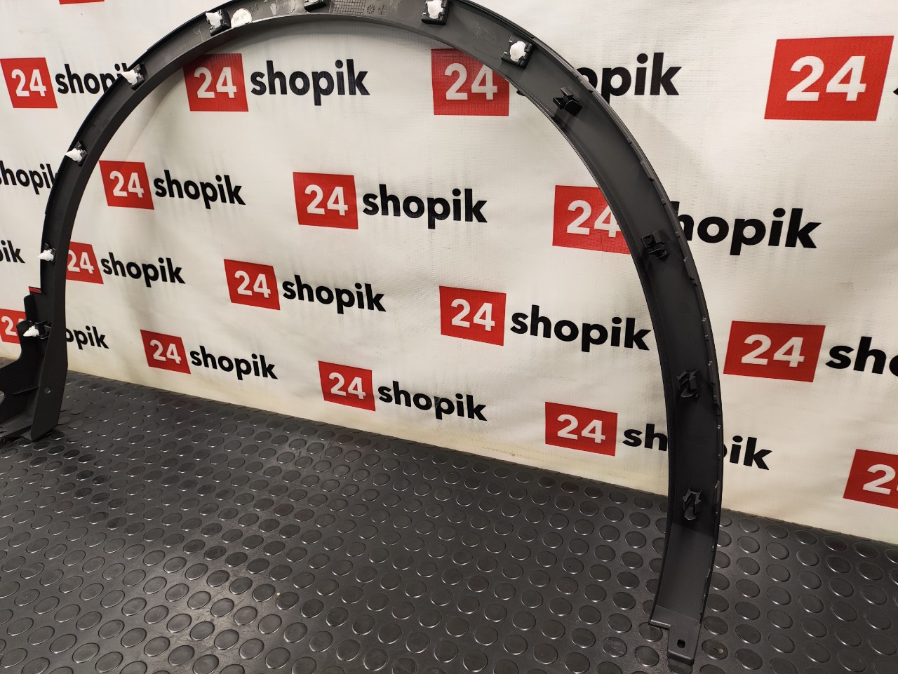 Накладка крыла, 6600 рублей, Красноярск