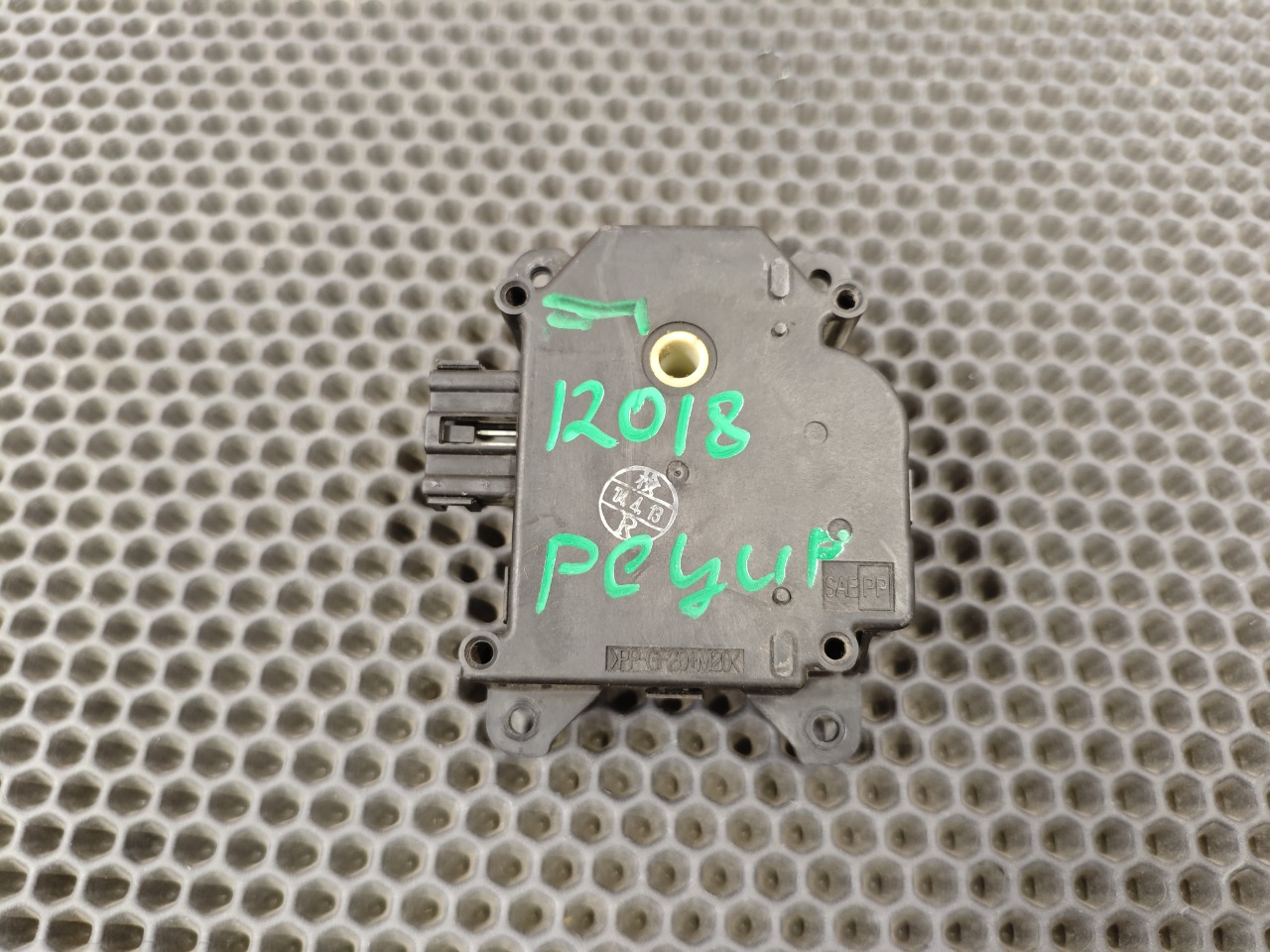 Мотор заслонки отопителя, 1200 рублей, Красноярск