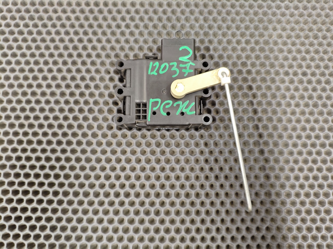 Мотор заслонки отопителя, 1200 рублей, Красноярск