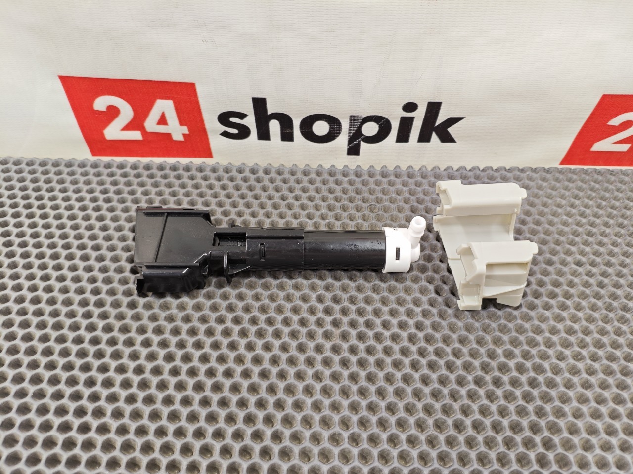 Форсунка омывателя фары, 4200 рублей, Красноярск