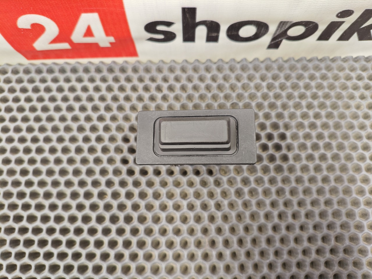 Кнопка открывания багажника, 2800 рублей, Красноярск