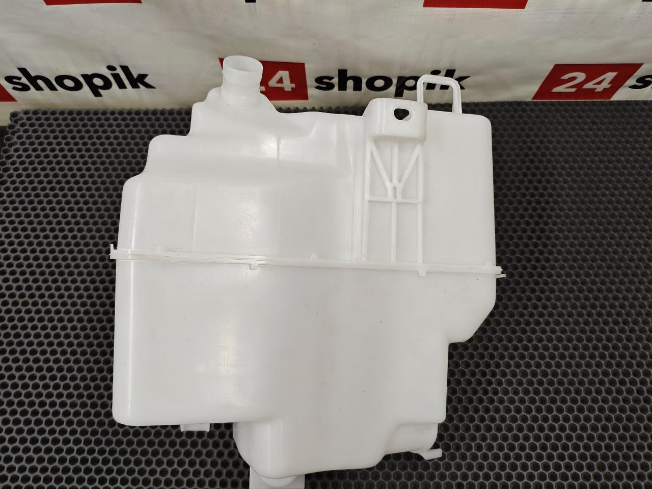 Бачок омывателя, 3900 рублей, Красноярск